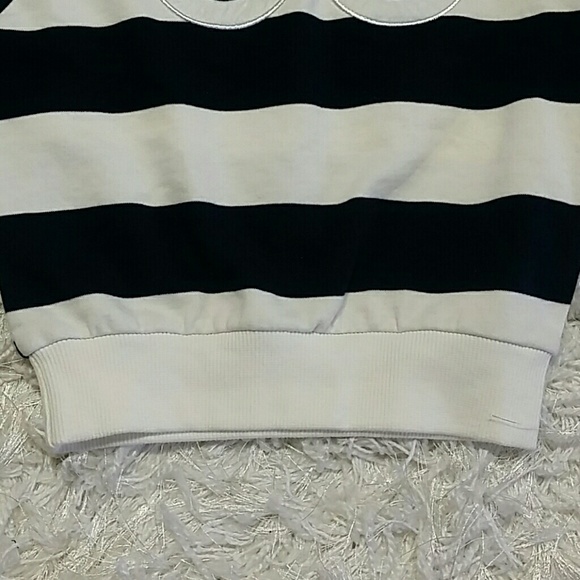 SALE***Navy Eyes long sleeves tee.  Kids   :) - Picture 4 of 4