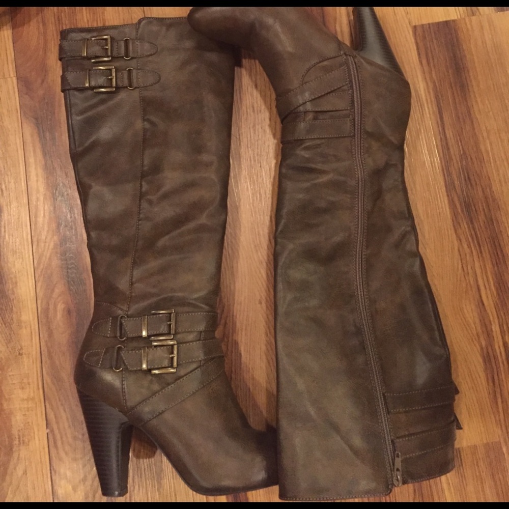 ‼️SALE‼️ Justfab heeled boots