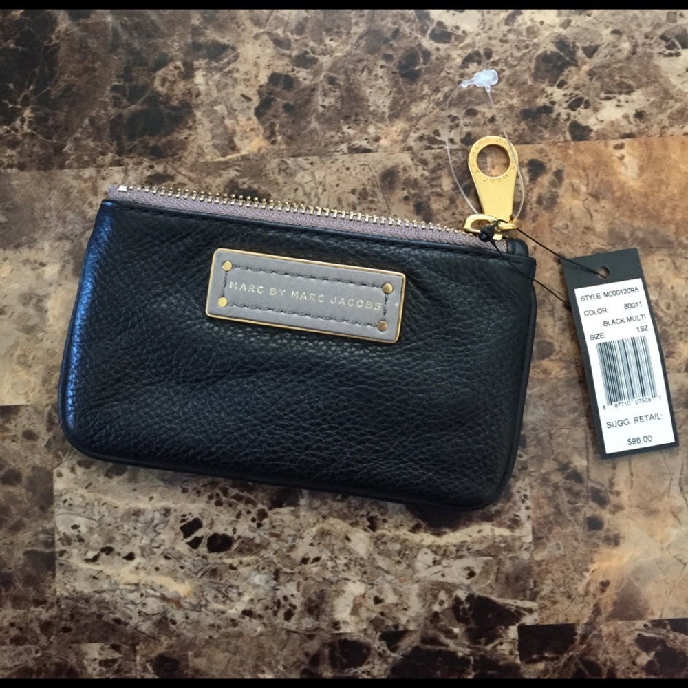 Marc by Marc Jacobs BLACK leather key chain wallet