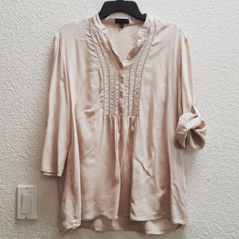 Unique beige top