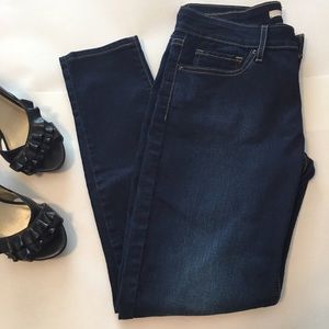 Levi's 711 Skinny Jeans