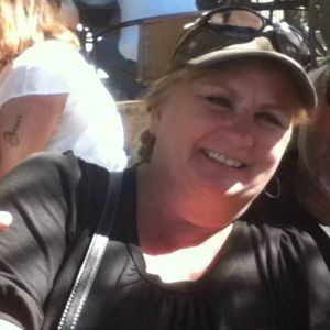 Meet your Posher, Carrie