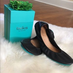 Tieks Matte Black Sz. 7 🌼