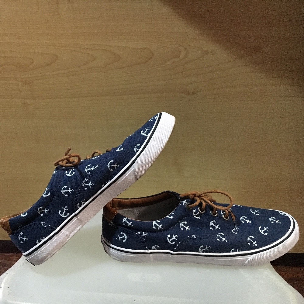 GH Bass Sneakers