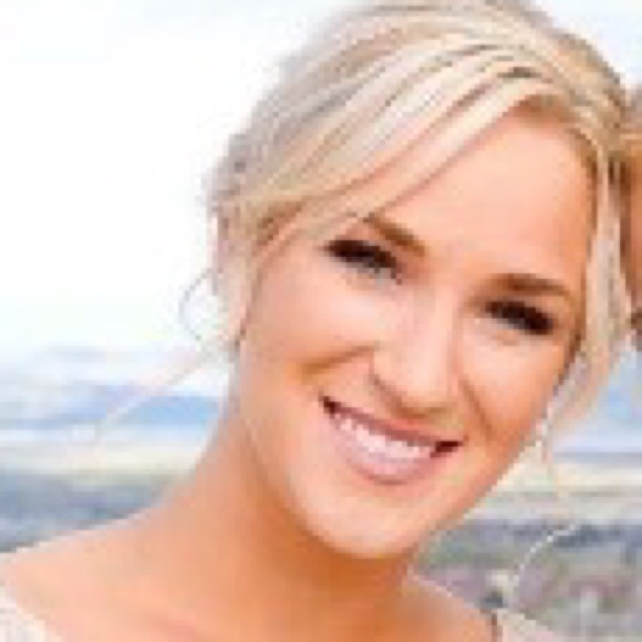 Meet your Posher, Karyann - Picture 1 of 1