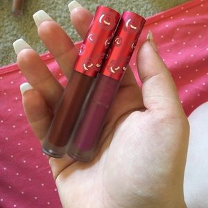 Lime crime velvatine lipsticks