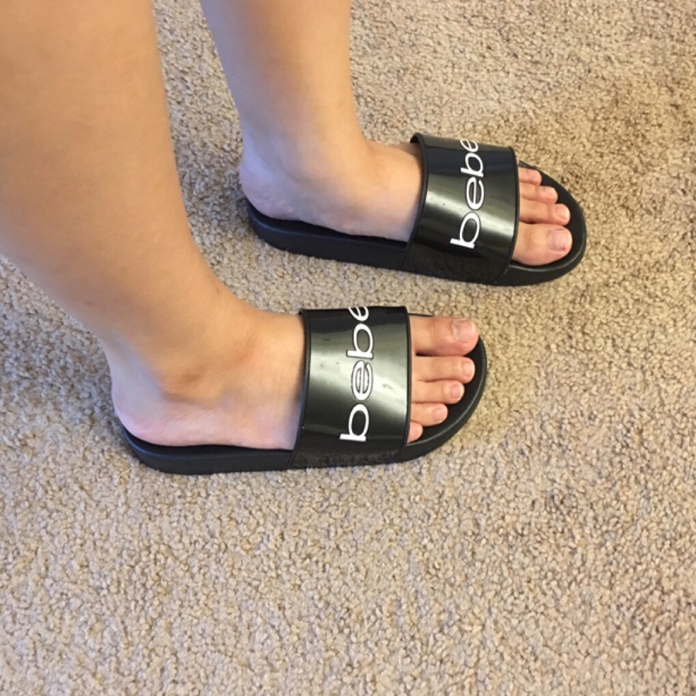 🚫Sold 🚫Bebe slide sandals black - Picture 4 of 5
