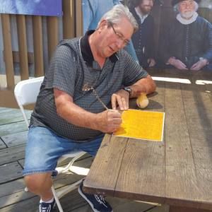 Meet your Posher, Bruce