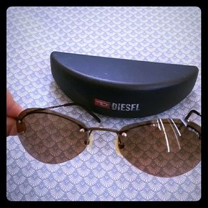 Diesel aviator sunglasses