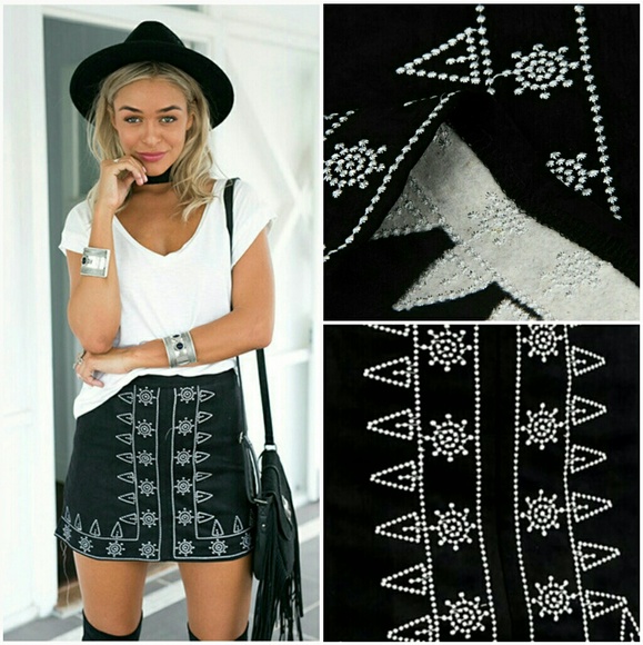 Vegan Suede Pattern Skirt - Picture 3 of 6