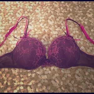 Xhilaration Intimates Bra   Size 32 C. NWOT