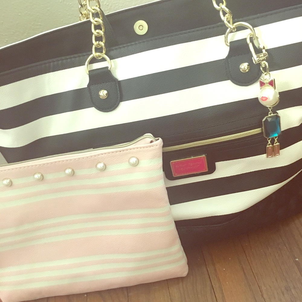 Betsey Johnson 2 piece tote
