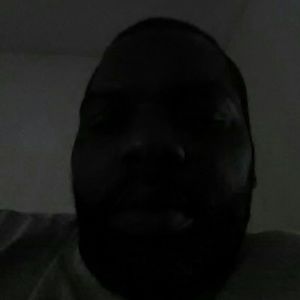 Meet your Posher, Carlos