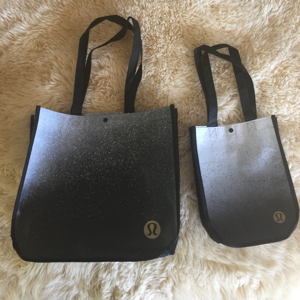 Lululemon reusable bags
