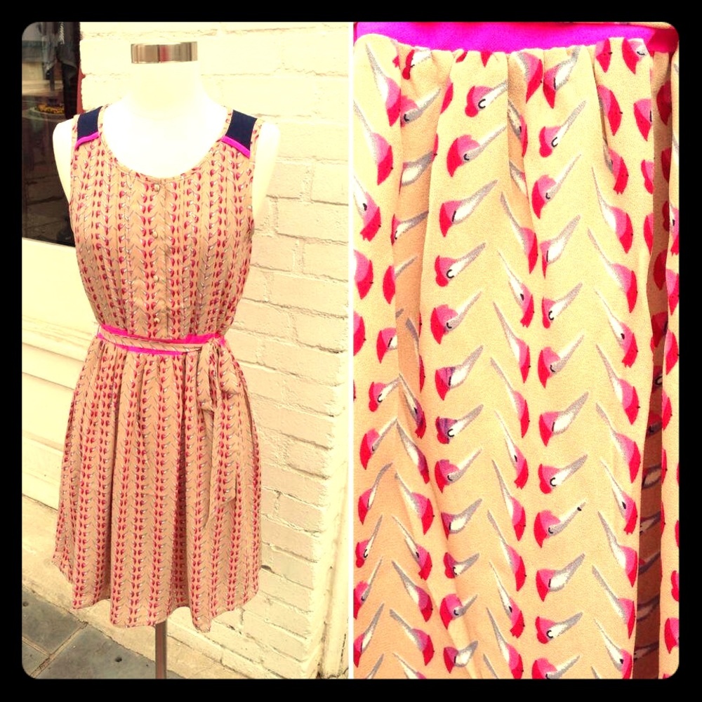 SALE❣️Boutique Bird Print Dress Lady's Large⚜️👗💛