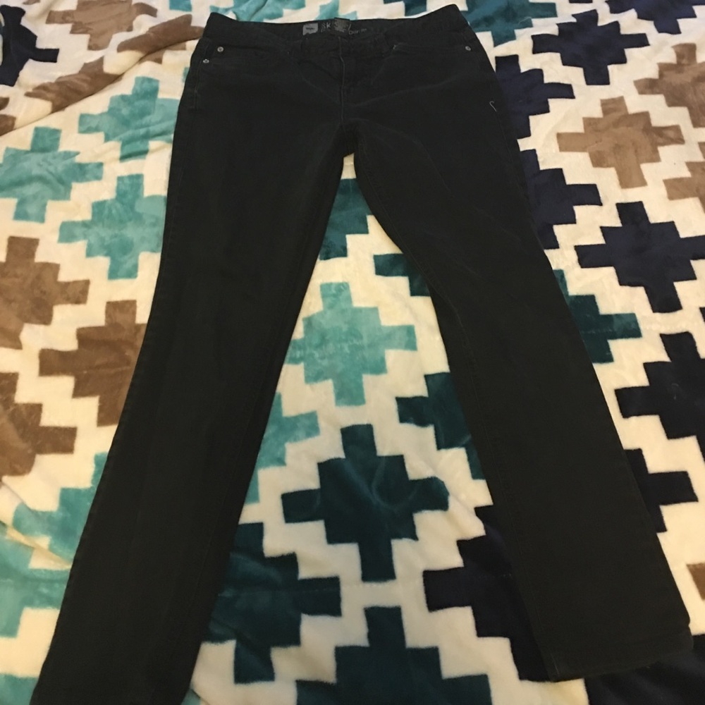 Black skinny jeans