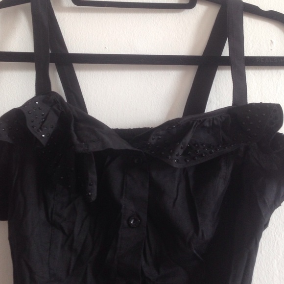 Cute top - Picture 2 of 2