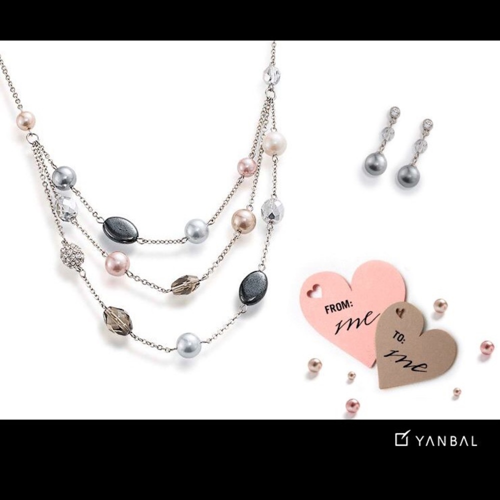 Our Valentine’s Day Sale is now live ! 🎊🎉🎁