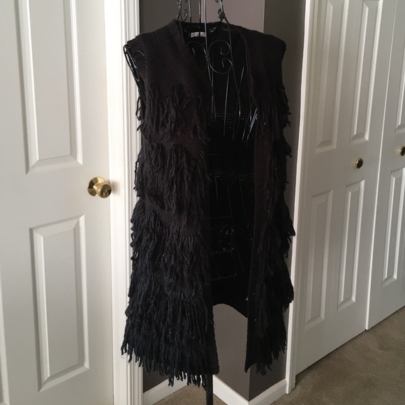 3 for $10 Fun knit vest - Picture 2 of 3