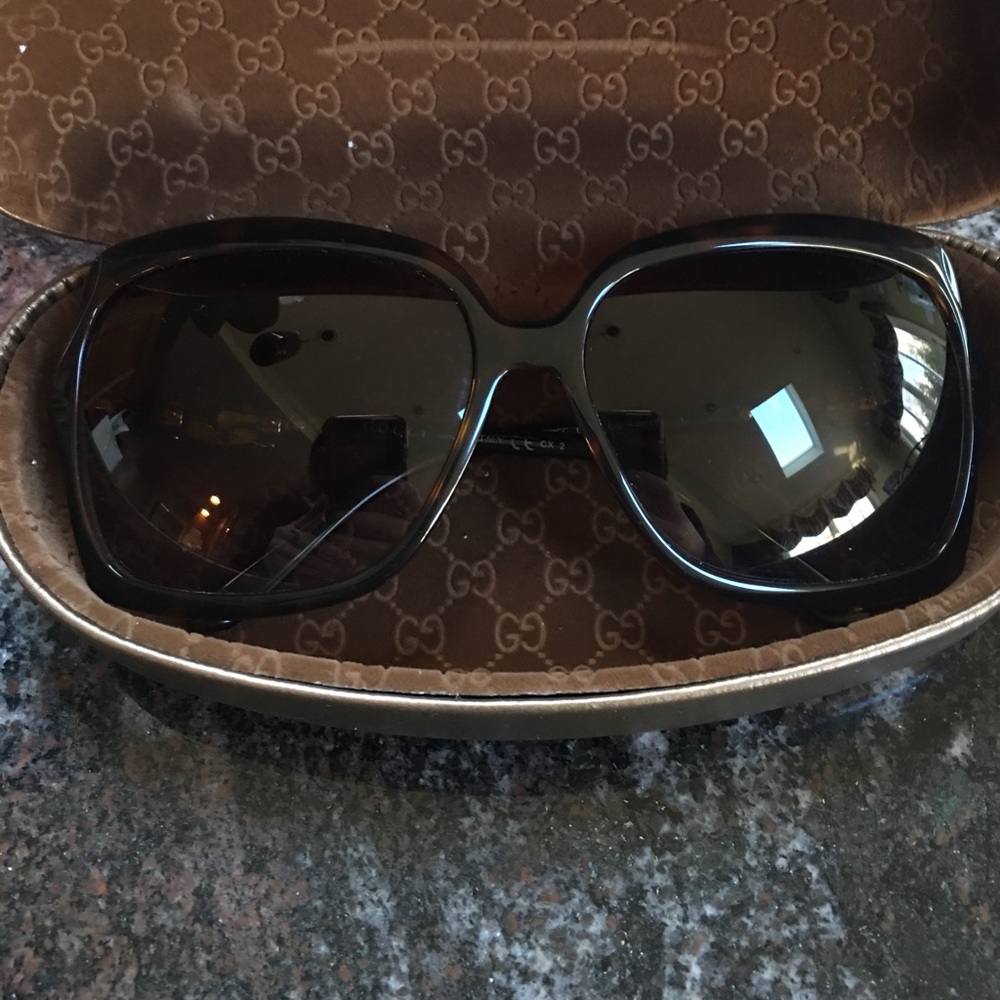 Gucci sunglasses