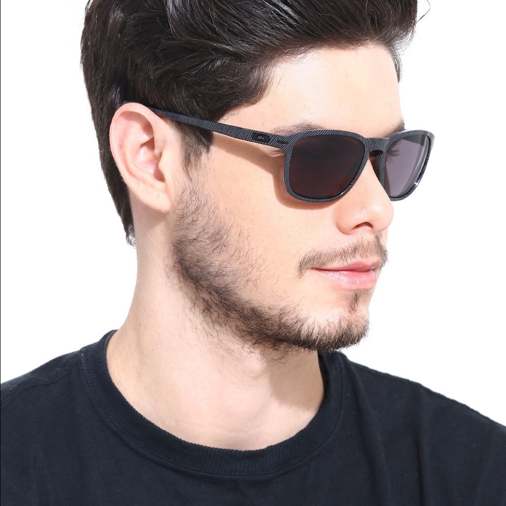 Oakley Enduro Men's / unisex sunglasses Grey