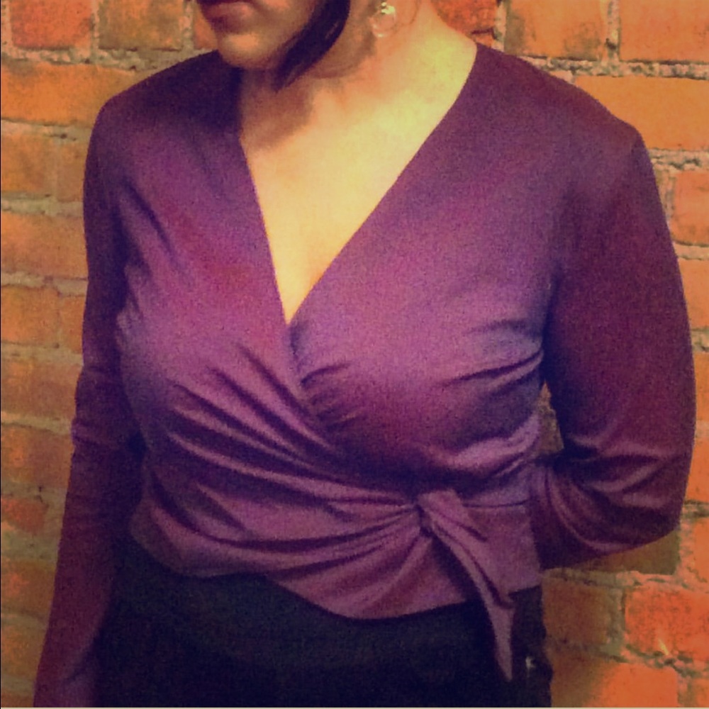 🚫SOLD🚫 Unique purple blouse