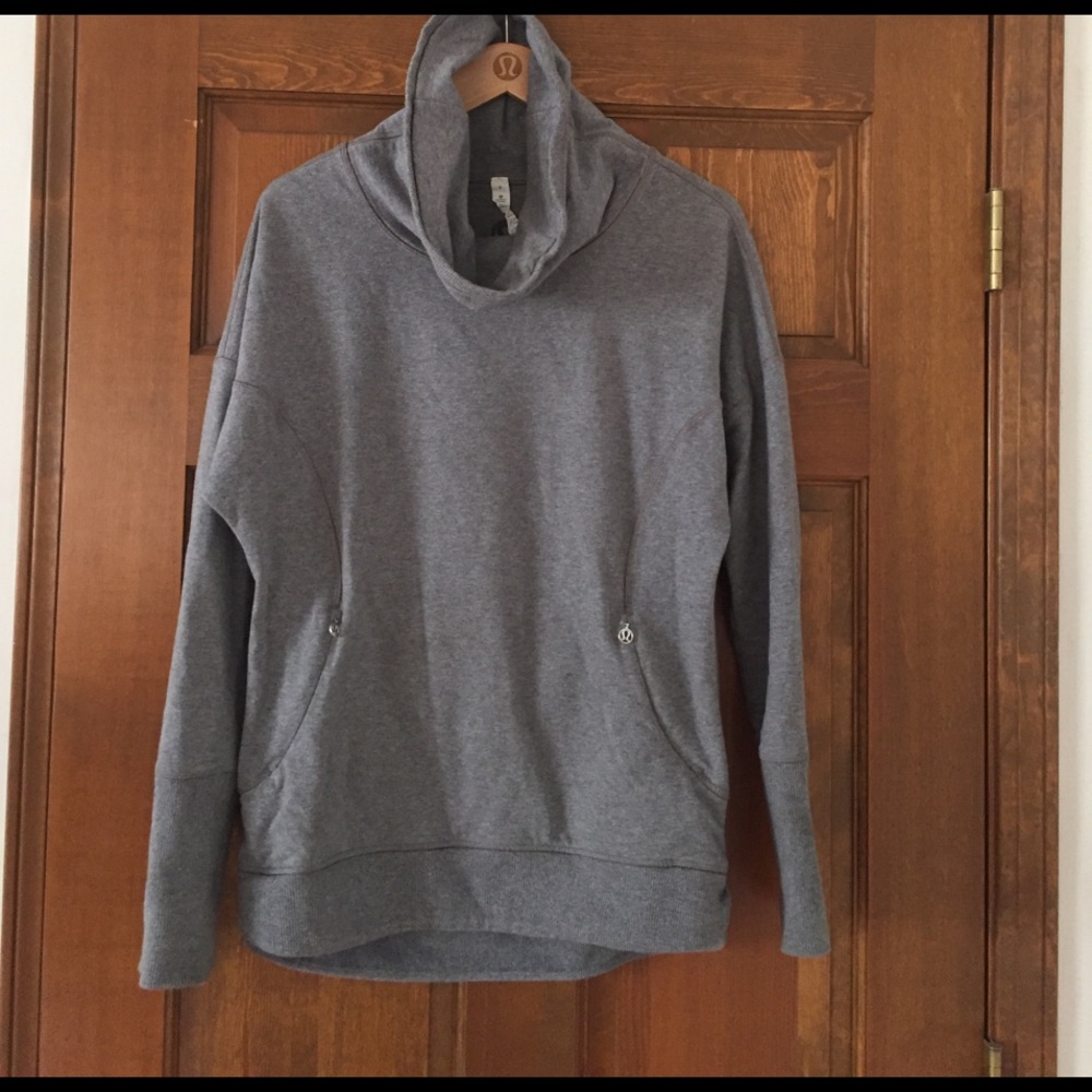 lululemon sweatshirt