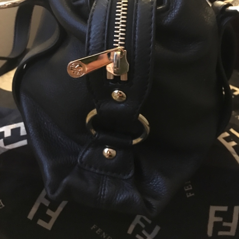 Handbag - Picture 4 of 4