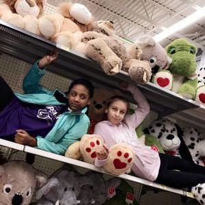 Meet your Posher, Lily