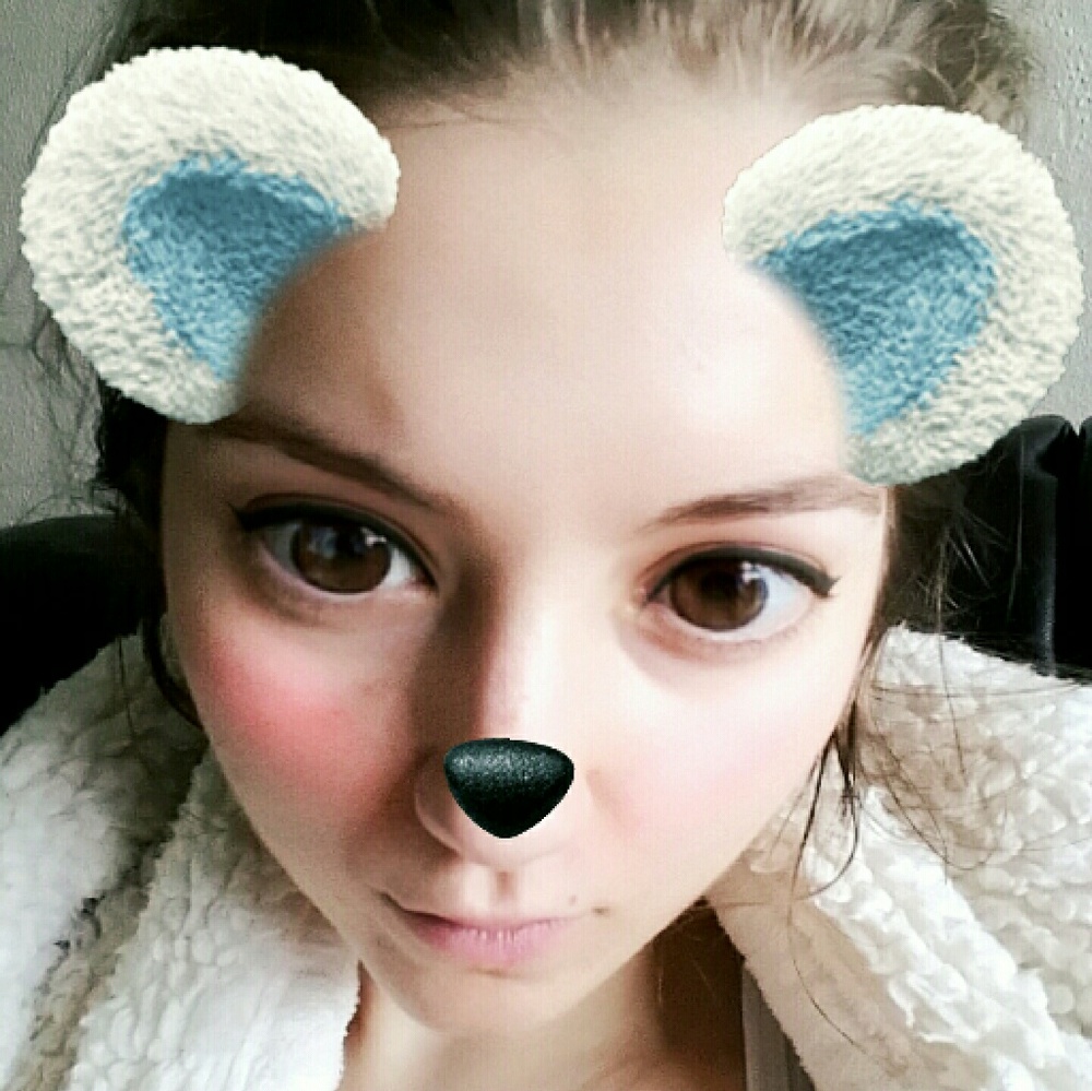 Meet your Posher, Kayla