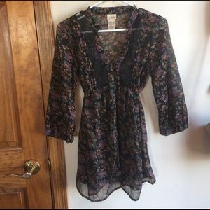 Daytrip floral chiffon 3/4 length top