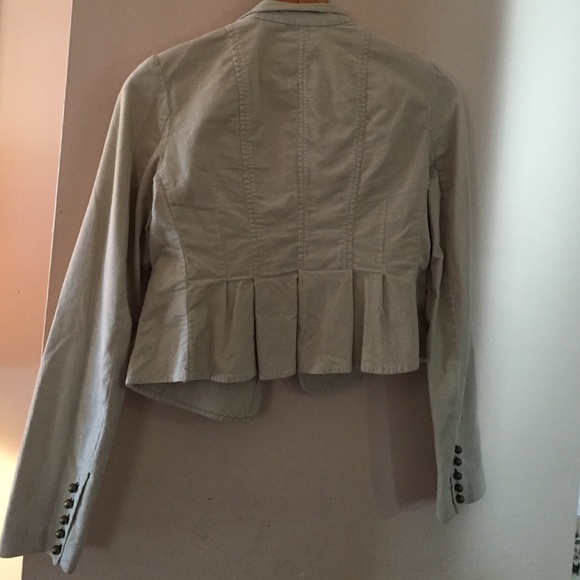 ❌DONATED❌GAP corduroy crop jacket military buttons - Picture 2 of 7