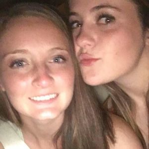 Meet your Posher, Anika