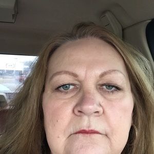 Meet your Posher, Debra