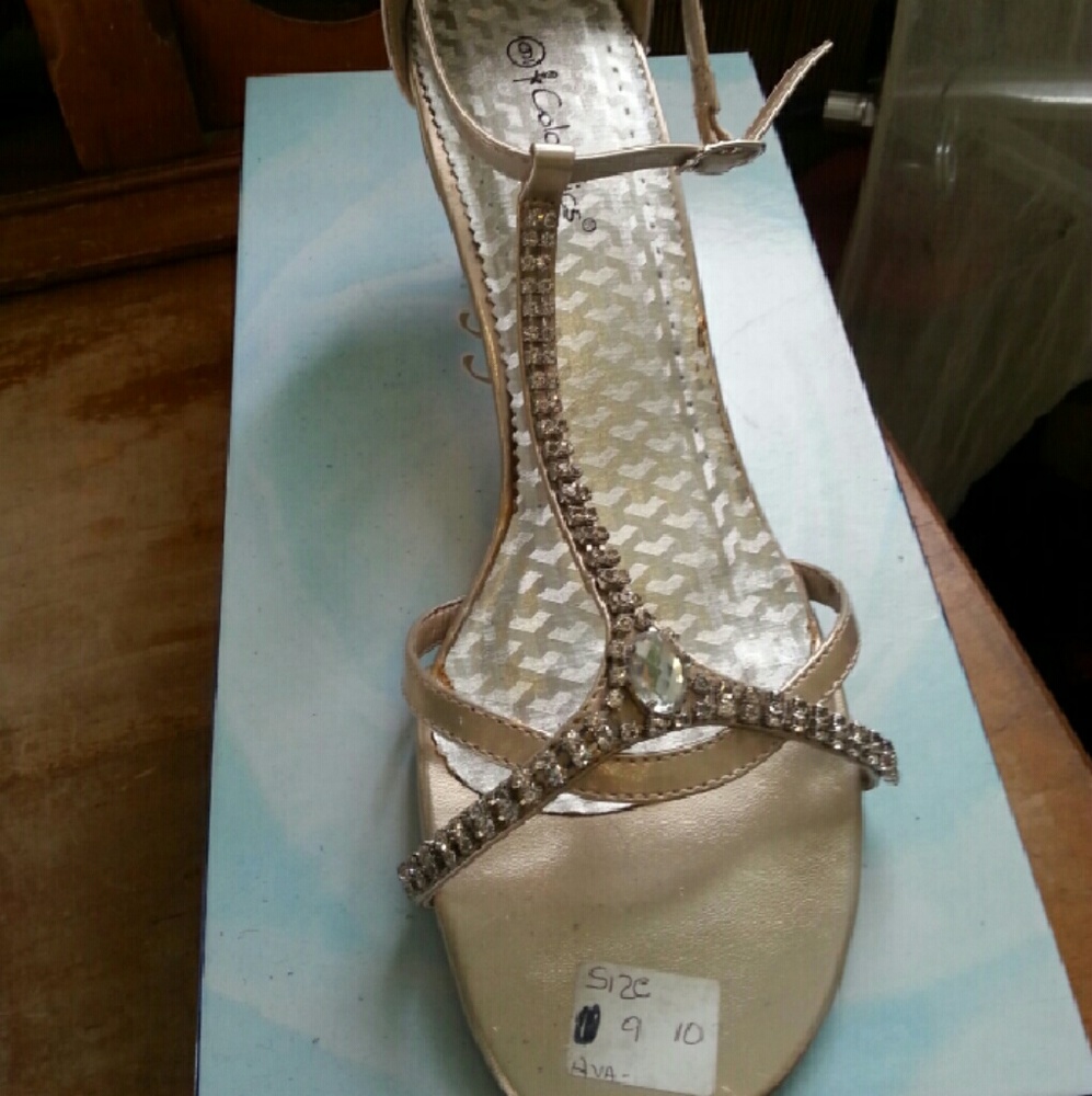 Dress shoes