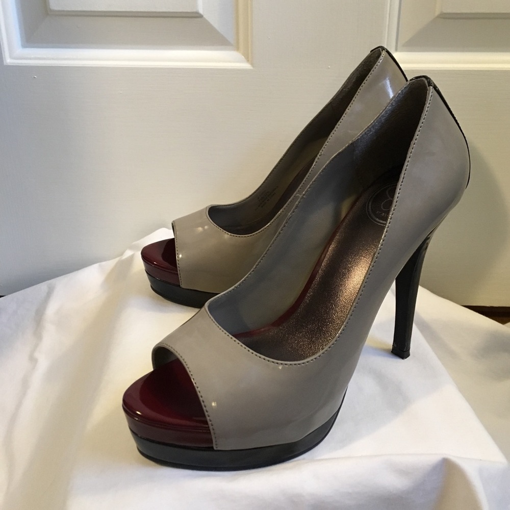 Jessica Simpson heels