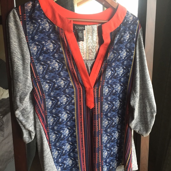 Daytrip 3/4 length Top - Picture 2 of 3