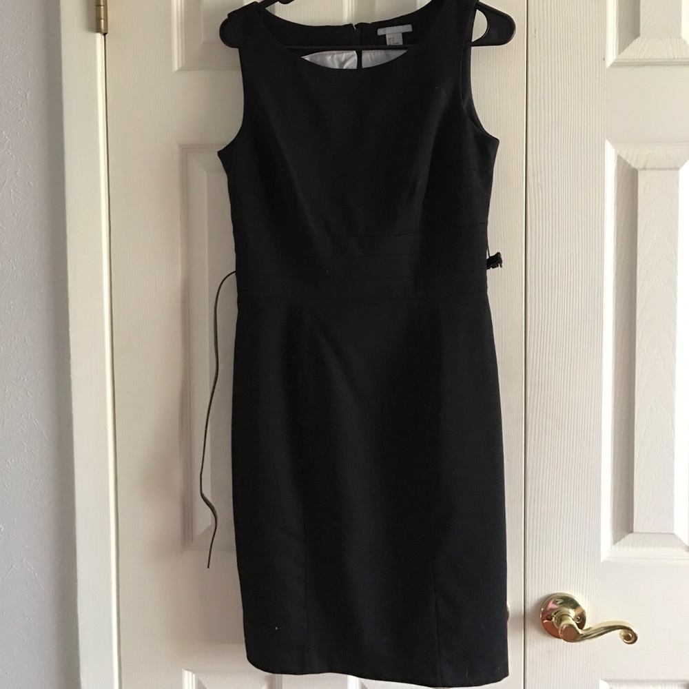 Black straight-cut business casual dress