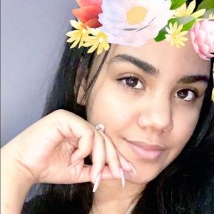 Meet your Posher, Eliana