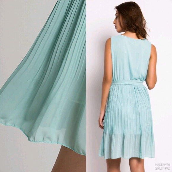 PLEATED CHIFFONAQUA DRESSNWT - Picture 2 of 4