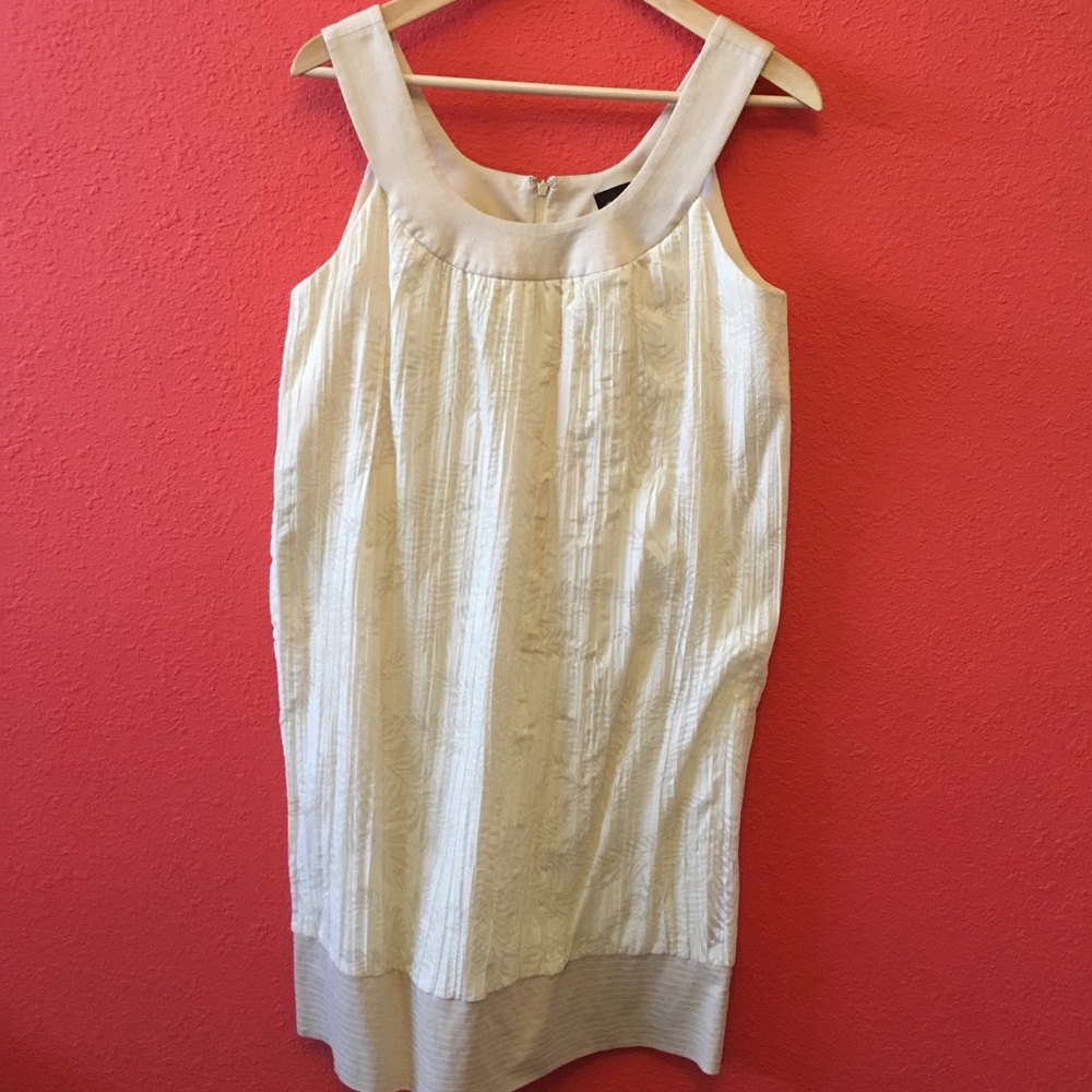 Light beige beach dress 👗
