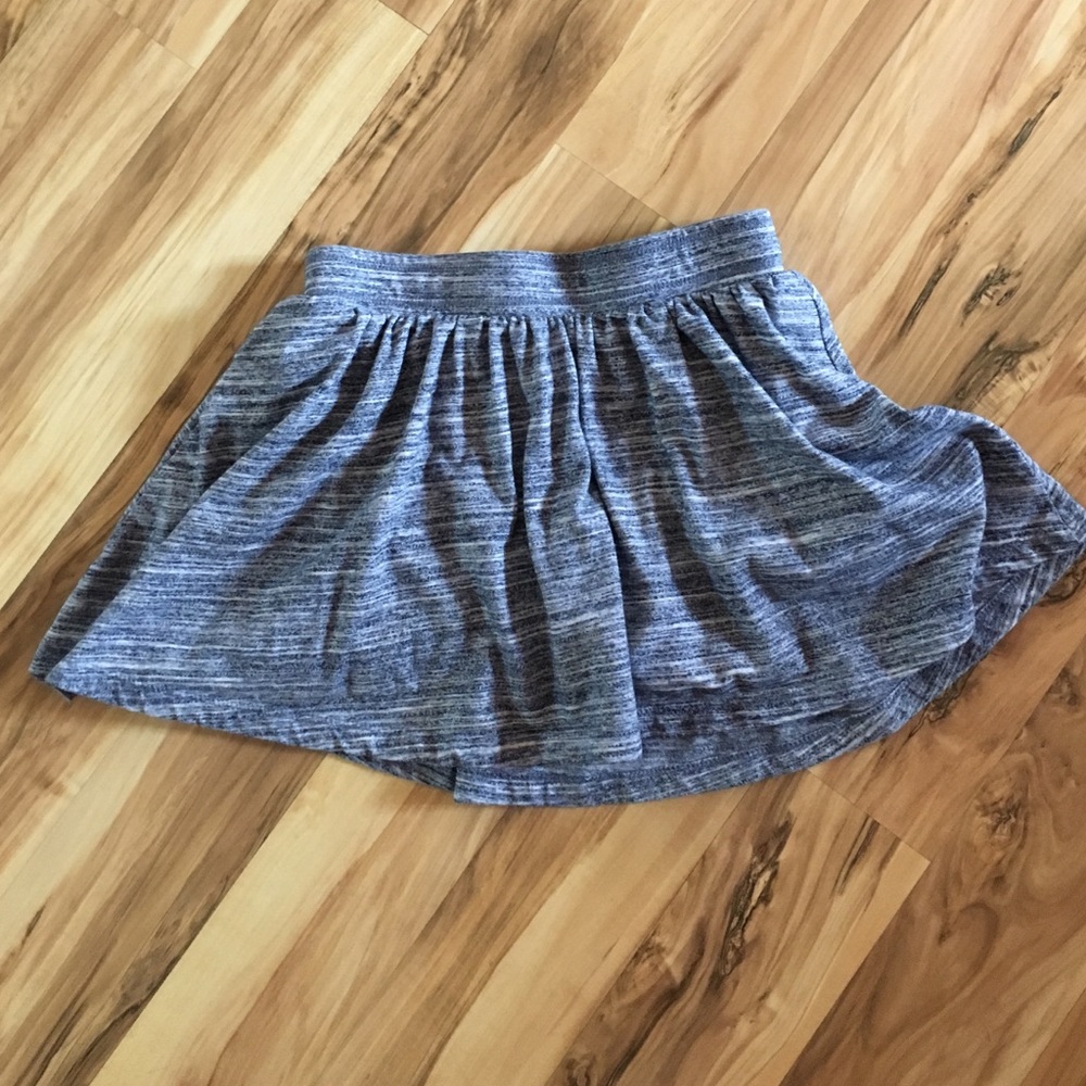 Girls size small Old Navy skater skirt