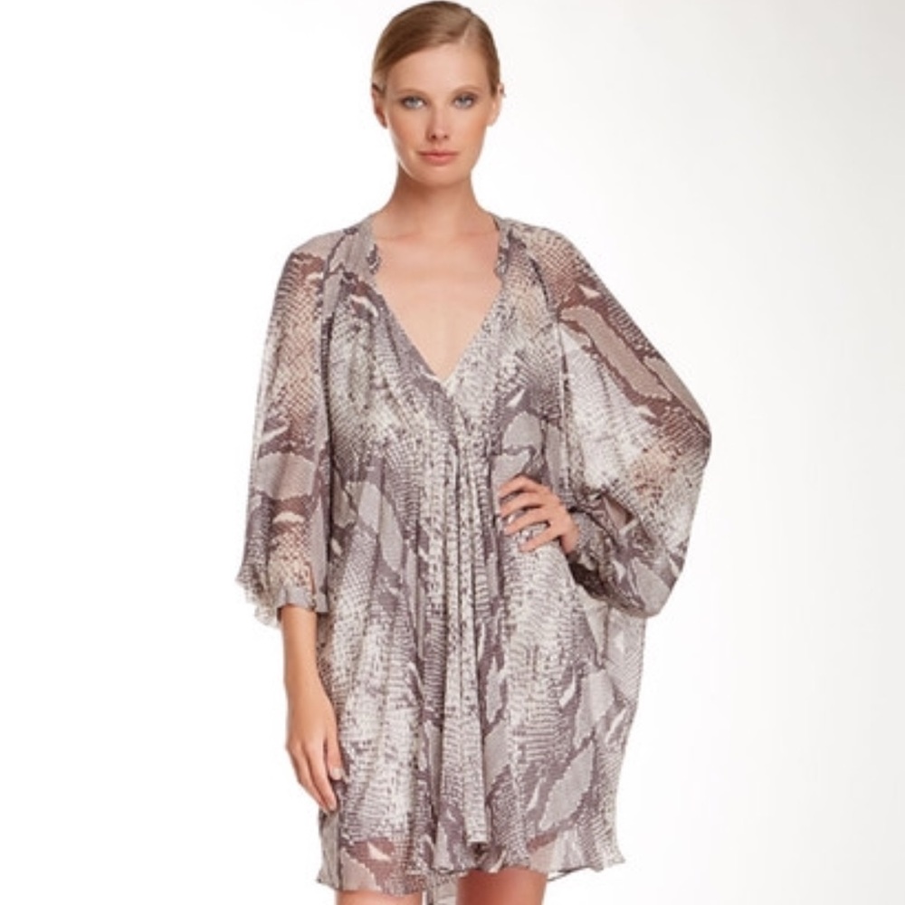 Diane von Furstenberg python fleurette dress sz 2