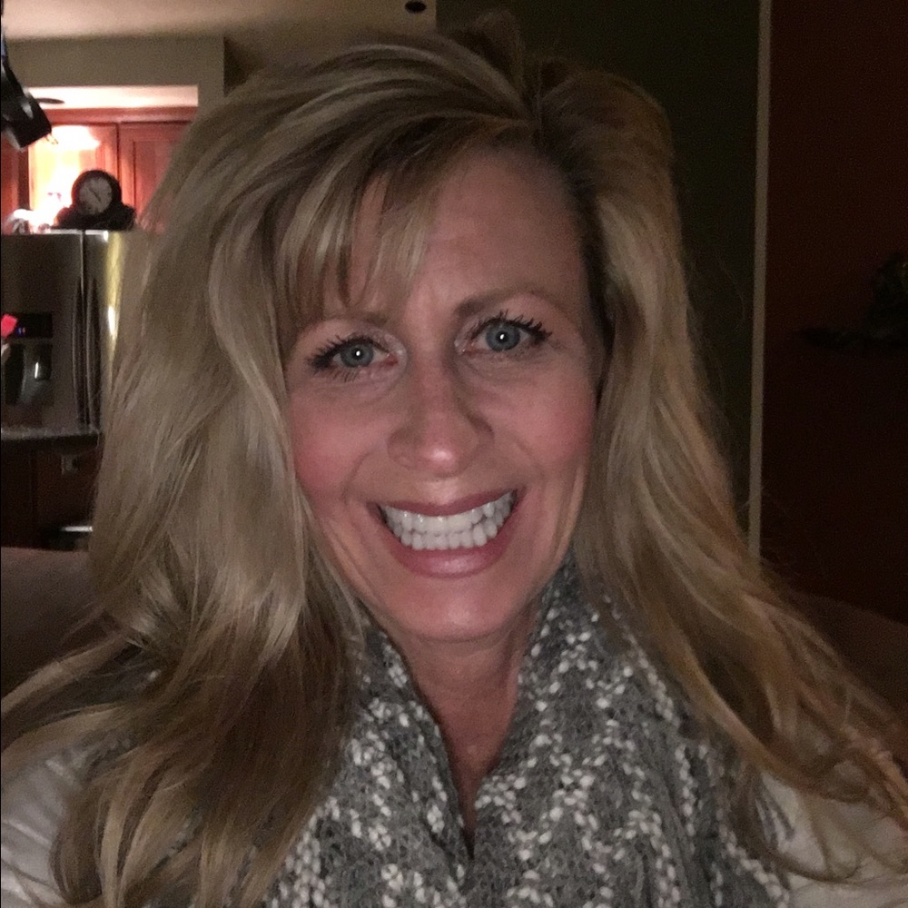 Meet your Posher, Misti