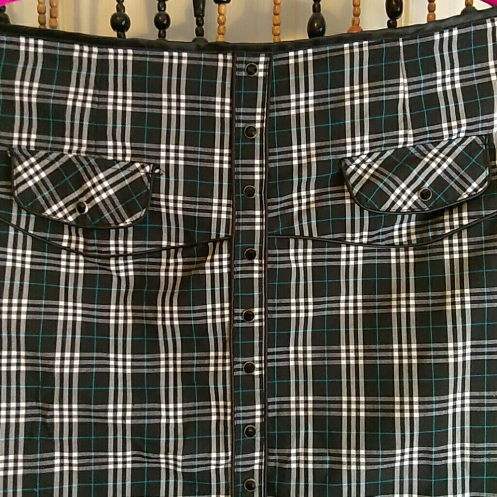Skirt - Picture 2 of 2