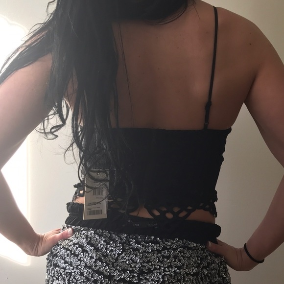 Sz XS/4 Bardot Crotchet Style Lace Crop Top - Picture 4 of 8