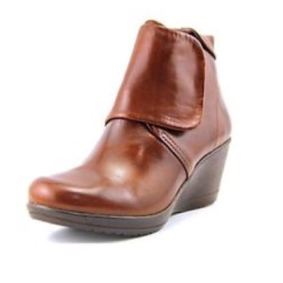Dansko Shoes - DANSKO: rare ROMY ankle boots!