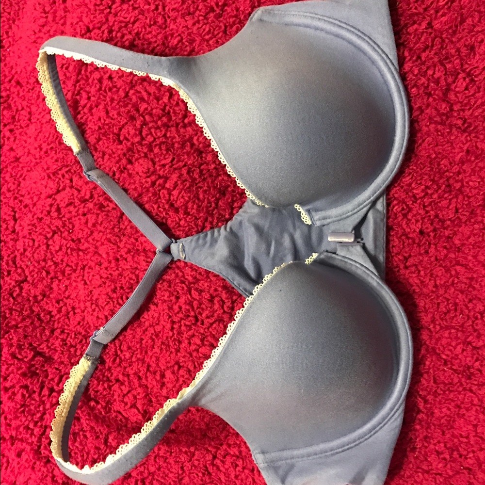 32C Victorias Secret BodyByVictoria Demi Racerback