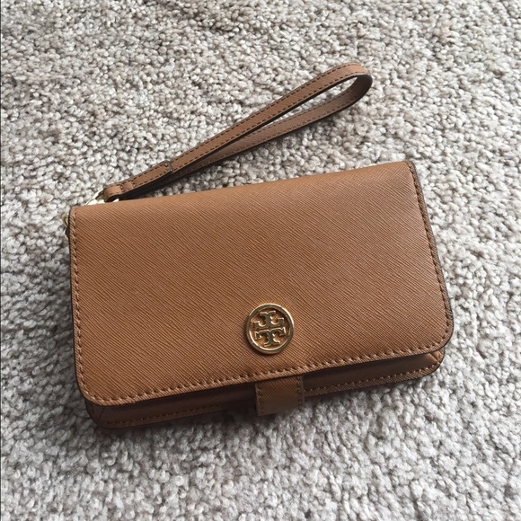 Tory Burch Handbags - Tory Burch wristlet