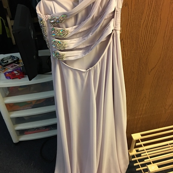 Prom dress - Picture 3 of 3